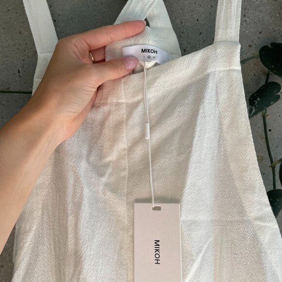 Mikoh: Mekia Romper Resort '24 in White - Picture 4 of 8